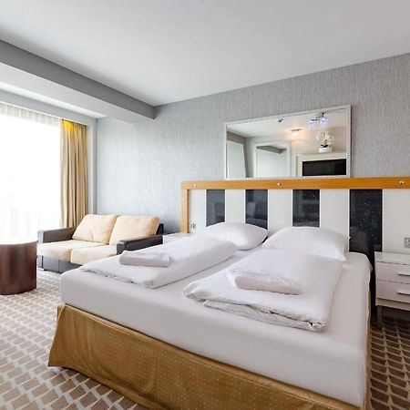 Vacationclub - Marine Hotel Apartament 214 كولوبرزيغ المظهر الخارجي الصورة
